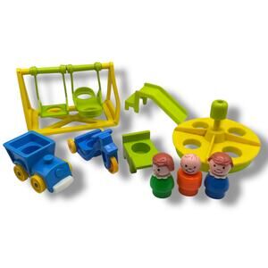 Lot of Vintage Fisher-price little people and accessories - lot # 5 playground